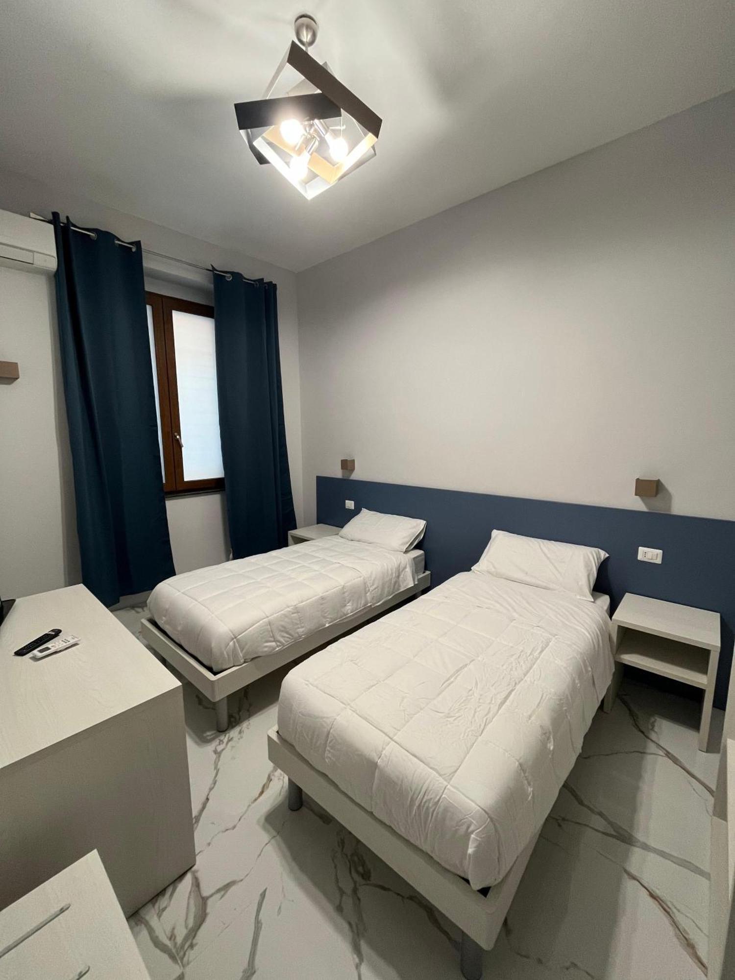 B&B Cadifra Portapiccola Napoli Bagian luar foto