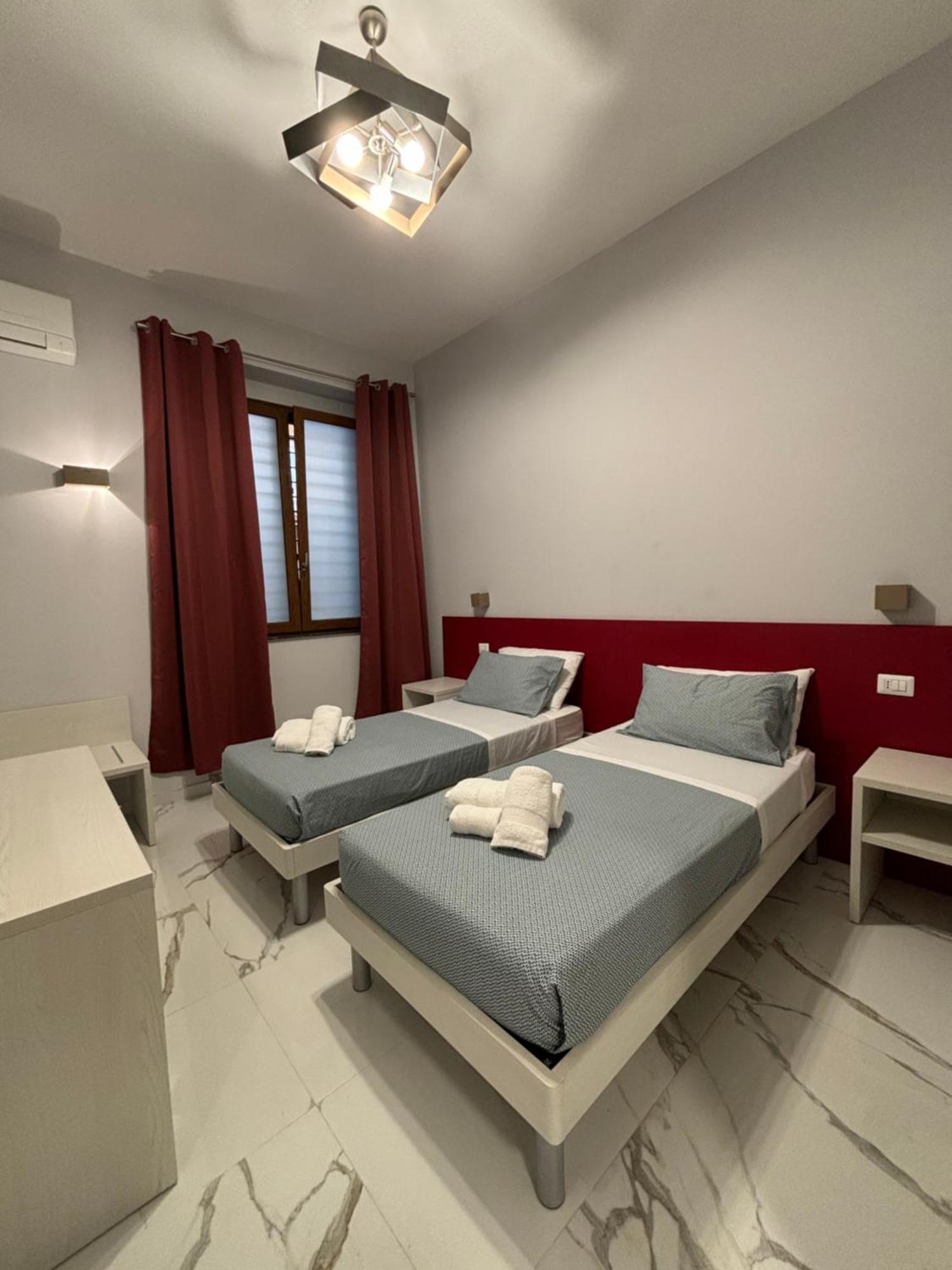 B&B Cadifra Portapiccola Napoli Bagian luar foto